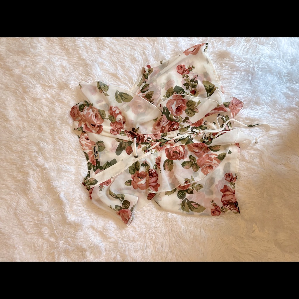 Cropped Floral Show Me Your Mumu Top
